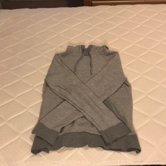 Large Hollister Male hoodie (Winter Edition) - Picture 3 of 3